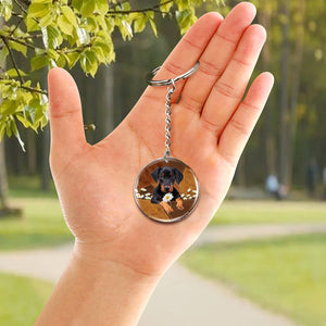 Doberman02 Holding Daisy-Round Resin Epoxy Metal Keychain