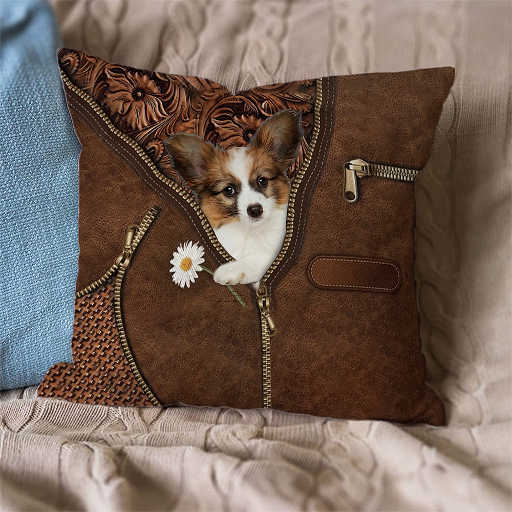Papillon Holding Daisy Pillow Case